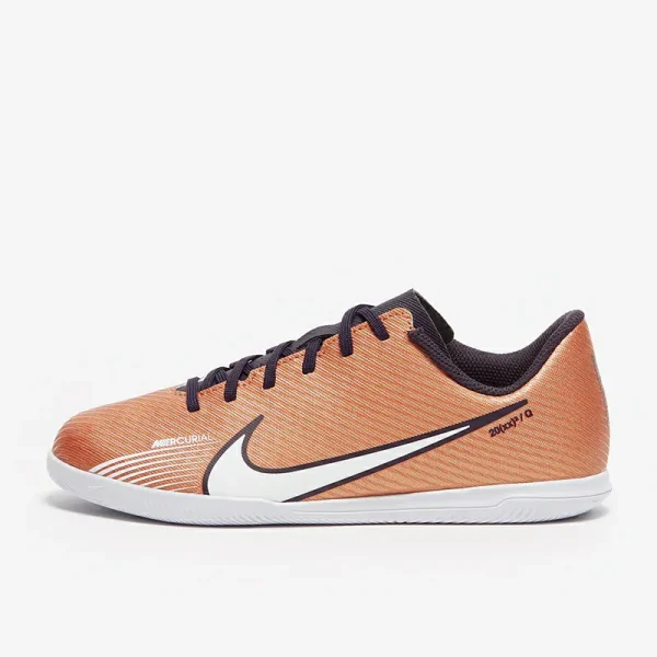 Nike Børn Air Zoom Mercurial Vapor XV Club IC - Metallic Copper/Metallic Copper Fodboldstøvler
