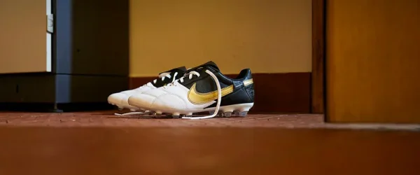 Nike The Premier III FG - Hvide/Metallic Guld/Sorte Fodboldstøvler